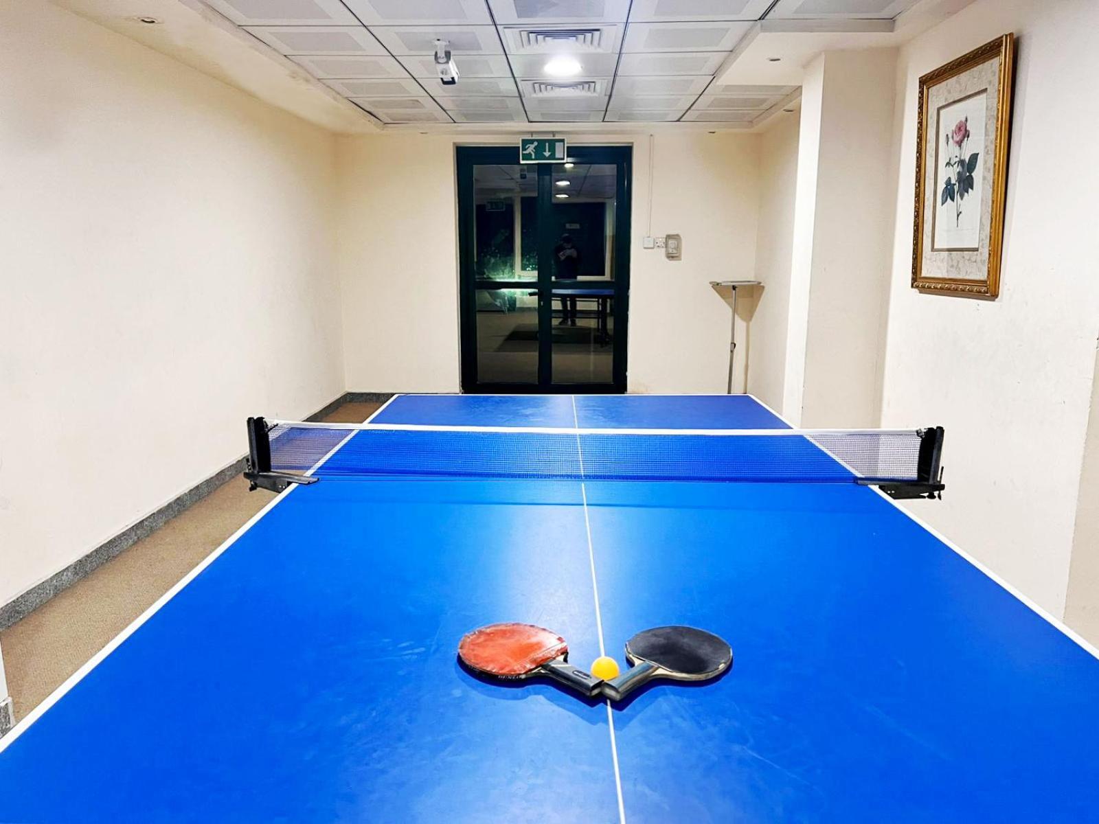 The Hive Partition In Tecom Near Metro Homestay Dubai